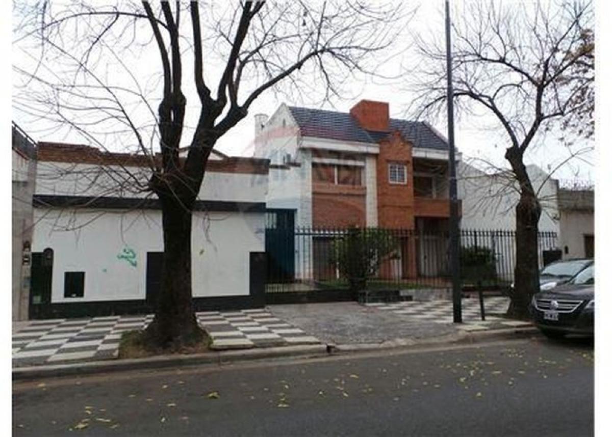 7 bedrooms House in Buenos Aires, Argentina No. 73871