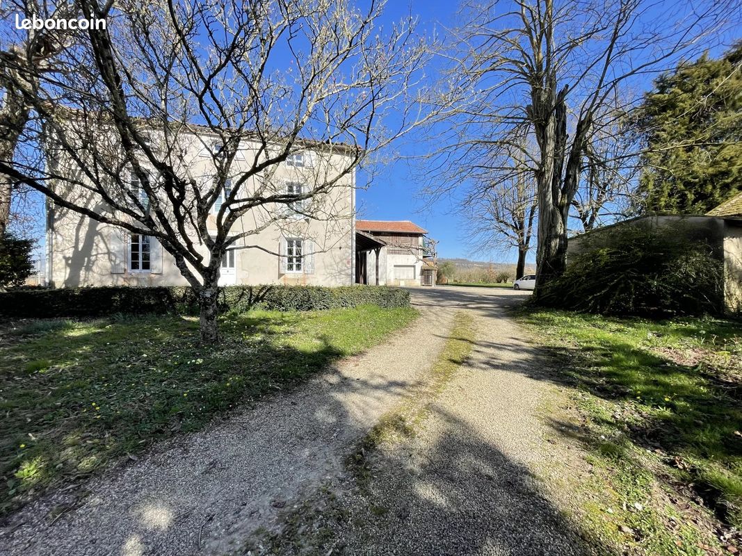 2 bedrooms House in Buzet-sur-Baise, France No. 335471