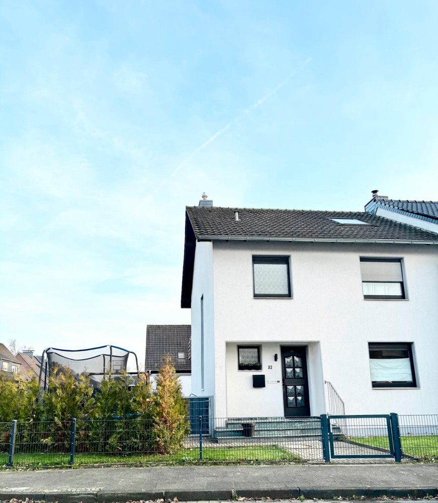 4 bedrooms Townhouse in Wesel, Germany No. 226071