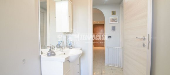 2 rooms Apartment in Senago, Italy No. 9037 19