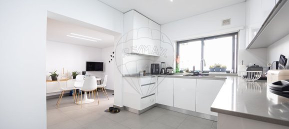 5 bedrooms House in Almada, Portugal No. 16149 13