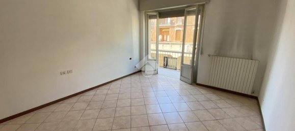 Casa de 11 habitaciónes en Cesano Maderno, Italy No. 139276 8