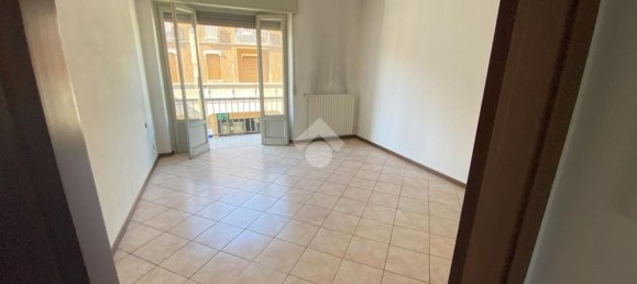 Casa de 11 habitaciónes en Cesano Maderno, Italy No. 139276 4