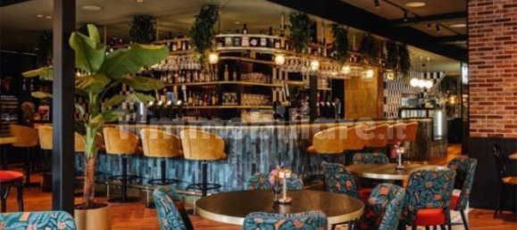 5غرفة عقار تجاري في Rome, Italy رقم 336568 10