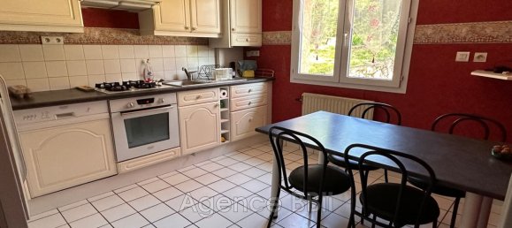 3 Schlafzimmer Haus in Rhone, France, Nr. 268512 12