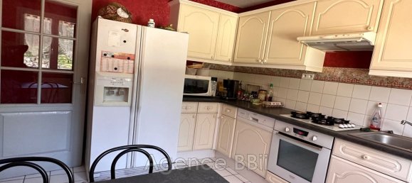 3 Schlafzimmer Haus in Rhone, France, Nr. 268512 6