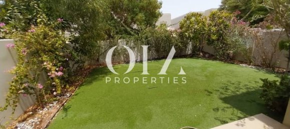 4 bedrooms Villa in Al Reef, UAE No. 20571 3