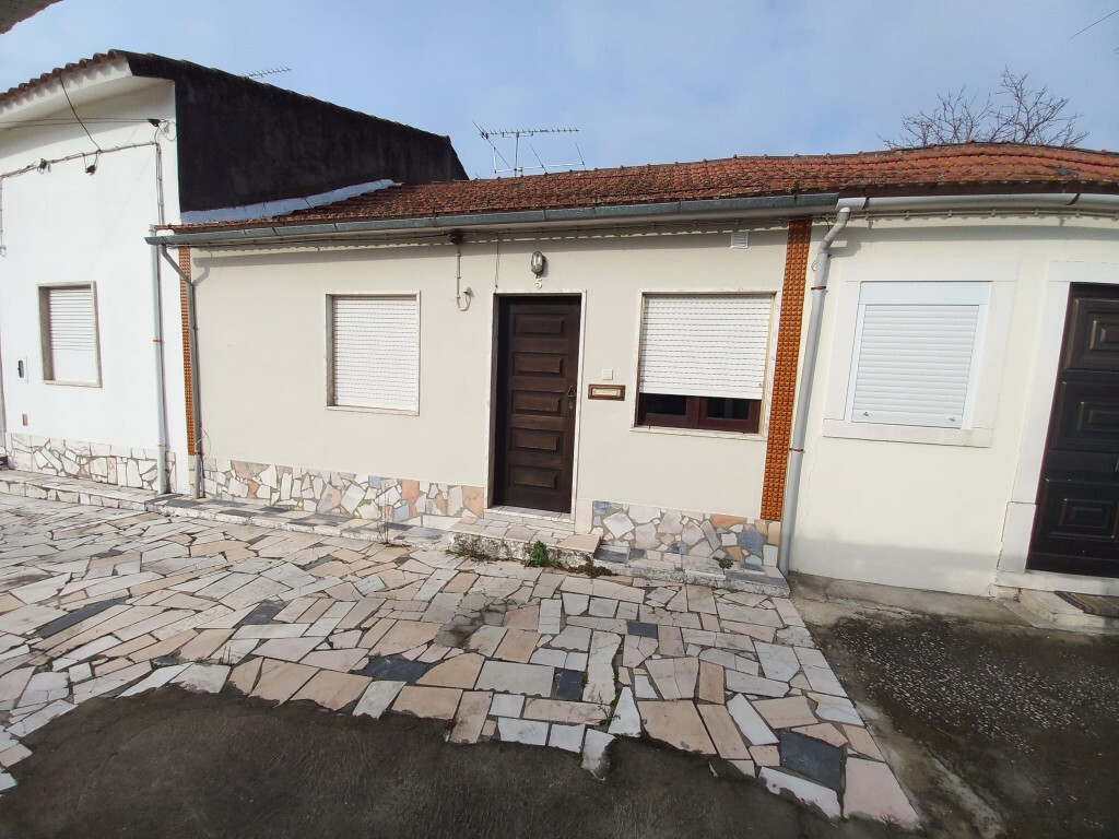 3 غرف نوم منزل في Tomar, Portugal رقم 14520