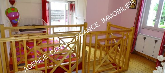 3 Schlafzimmer Stadthaus in Bourges, France, Nr. 261938 23