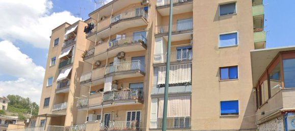 3 bedrooms Apartment in Naples, Italy No. 375847 3