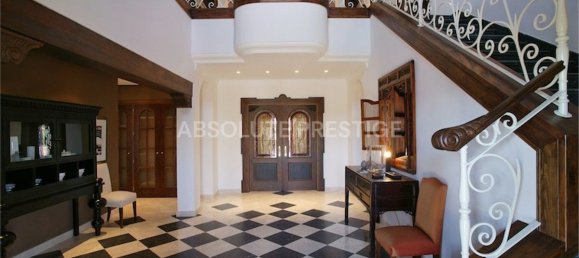 5 bedrooms Villa in Benahavis, Spain No. 89180 11