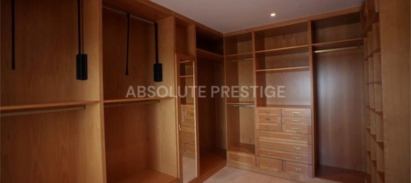 5 bedrooms Villa in Benahavis, Spain No. 89180 8