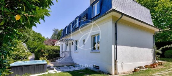 5 bedrooms Villa in Marnes-la-Coquette, France No. 347953 21