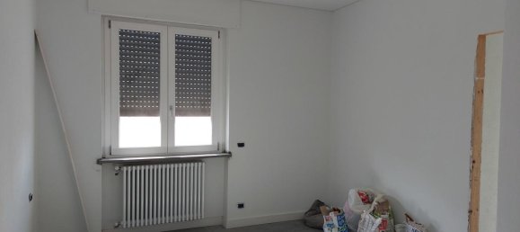 Apartamento de 3 habitaciónes en Stradella, Italy No. 164392 5