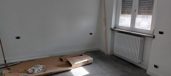 Apartamento de 3 habitaciónes en Stradella, Italy No. 164392 3