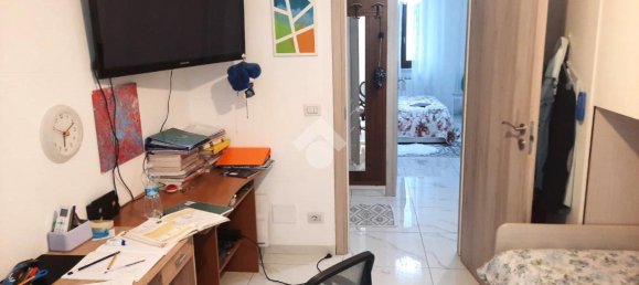 4غرفة شقة في Turin, Italy رقم 34758 12