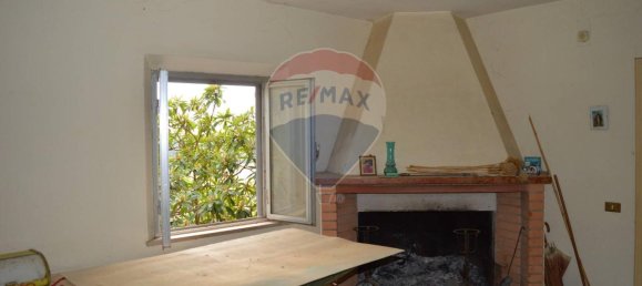 10-salle Maison à Perugia, Italy No. 174218 14