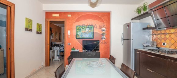 Дом с 6 комнатами в Кальтаджироне, Италия № 305596 19