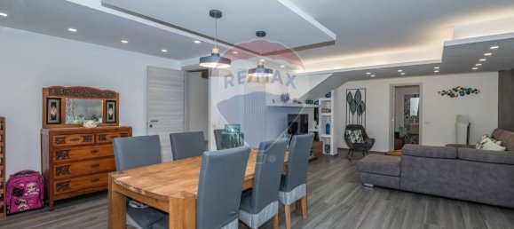 Дом с 6 комнатами в Кальтаджироне, Италия № 305596 2