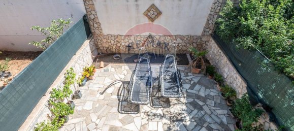 Дом с 6 комнатами в Кальтаджироне, Италия № 305596 33