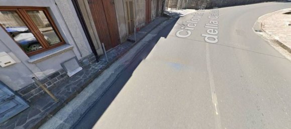 3 rooms Apartment in Simbario, Italy No. 271957 4