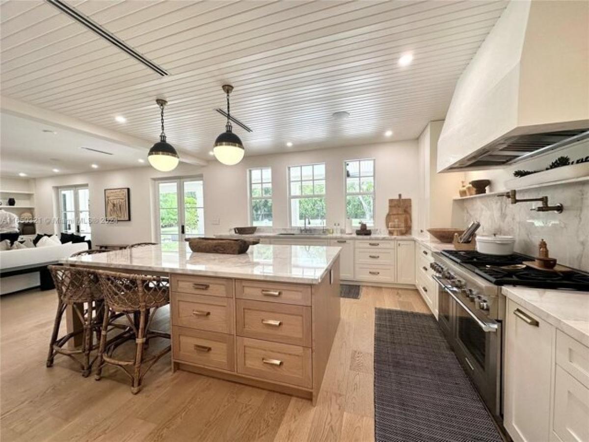 5 bedrooms House in Miami, USA No. 280385