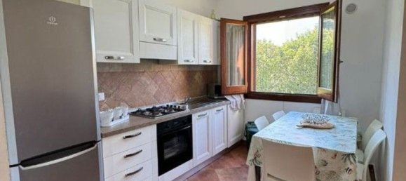 3 Schlafzimmer Haus in Campofelice di Roccella, Italy, Nr. 348536 7