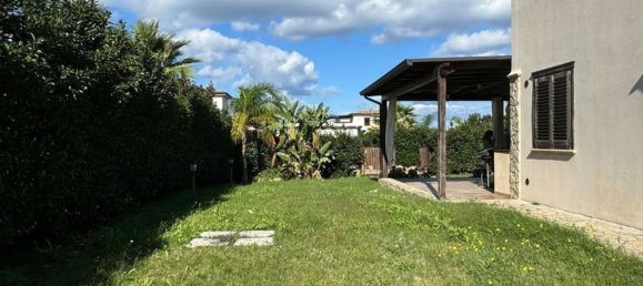 3 Schlafzimmer Haus in Campofelice di Roccella, Italy, Nr. 348536 3