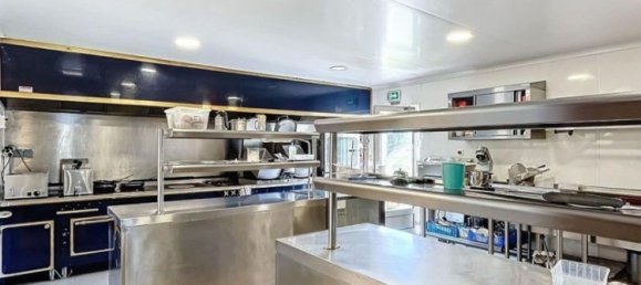  عقار تجاري في Verdun, France 500متر مربع رقم 247623 10