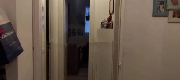 4 rooms Apartment in Rome, Italy No. 82393 2