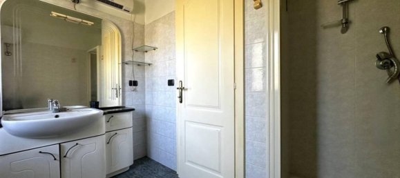 5 rooms Villa in Cropani, Italy No. 29441 29