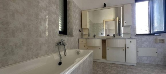 5 rooms Villa in Cropani, Italy No. 29441 38