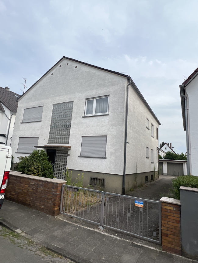 Moradia em banda de 8 divisões em Darmstadt, Germany N.º 47021