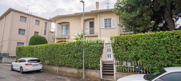 3 rooms Apartment in Sirmione, Italy No. 279461 41