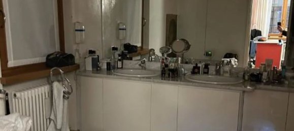 5 rooms Villa in Erba, Italy No. 3270 9