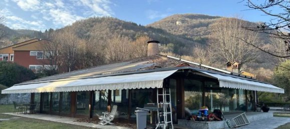 5 rooms Villa in Erba, Italy No. 3270 18