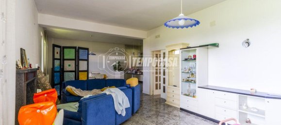 5غرفة منزل في Montecosaro, Italy رقم 129286 16