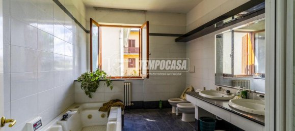 5غرفة منزل في Montecosaro, Italy رقم 129286 22