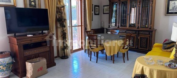 2 bedrooms House in Messina, Italy No. 261956 9