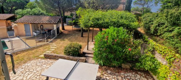 4 bedrooms House in Uzes, France No. 279057 8