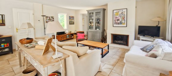 4 bedrooms House in Uzes, France No. 279057 18