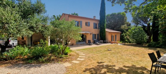 4 bedrooms House in Uzes, France No. 279057 2