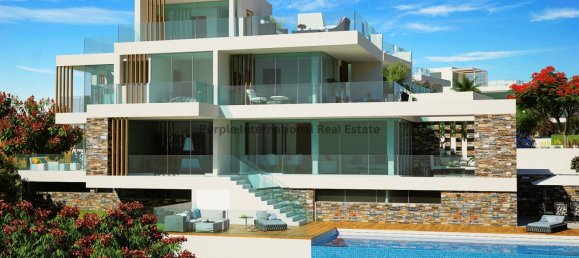 4 bedrooms Villa in Paphos, Cyprus No. 957 6