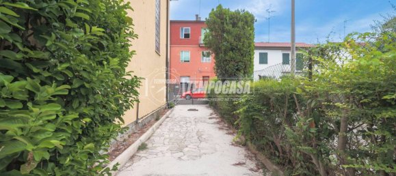 3 bedrooms Villa in Ravenna, Italy No. 279318 4