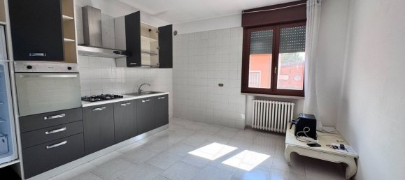 6 bedrooms Apartment in Cerea, Italy No. 352955 3