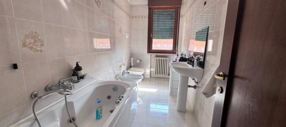 6 bedrooms Apartment in Cerea, Italy No. 352955 8