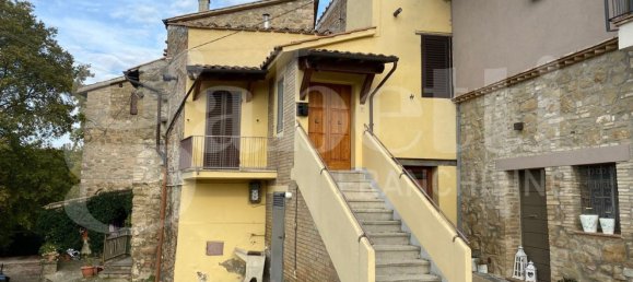 3 rooms House in Assisi, Italy No. 50280 3