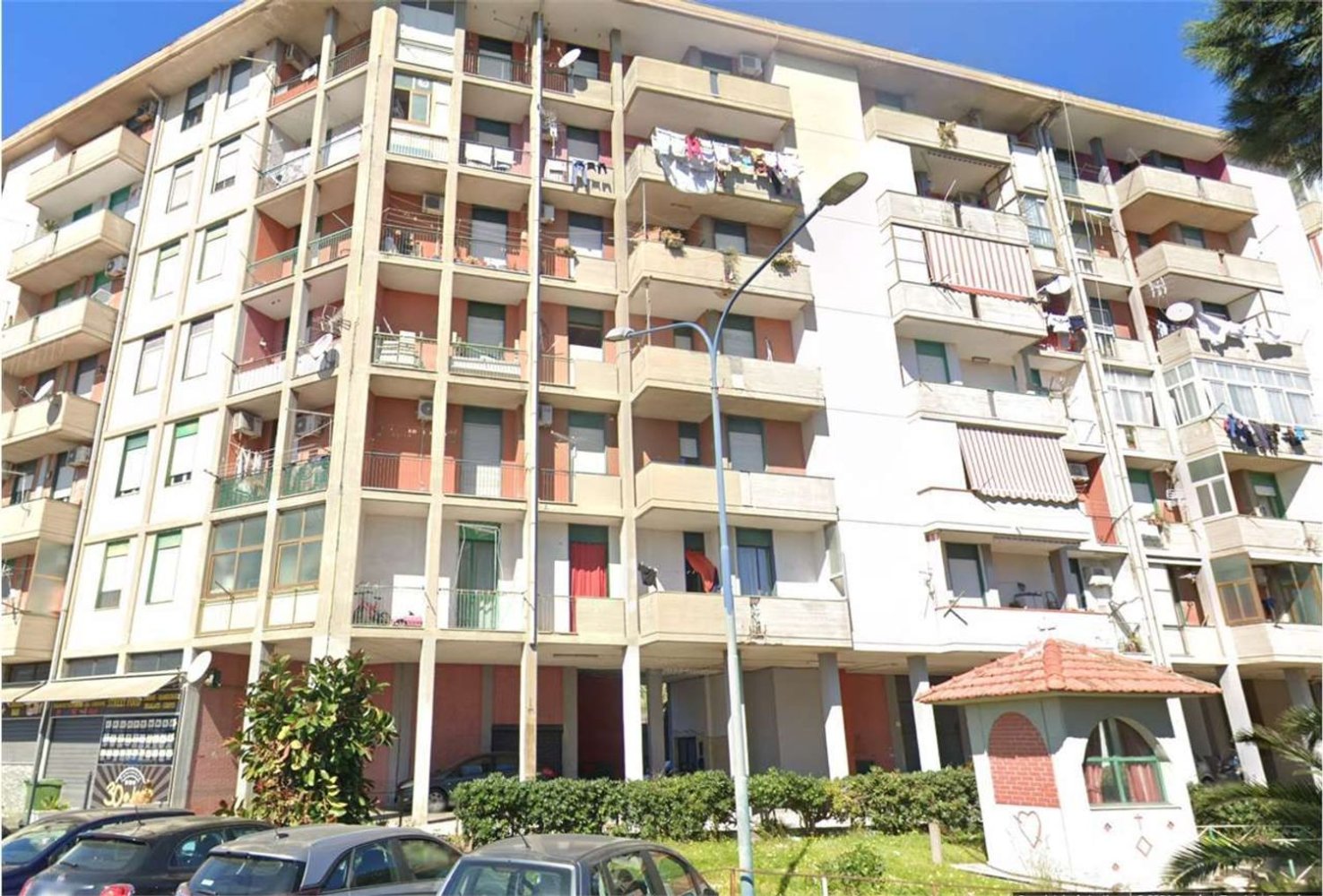 Apartamento de 8 divisões em Catania, Italy N.º 46927
