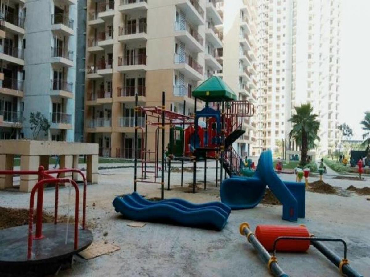 3 bedrooms House in Noida, India No. 67357