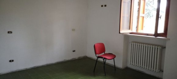 8 rooms House in Pergola, Italy No. 100424 6